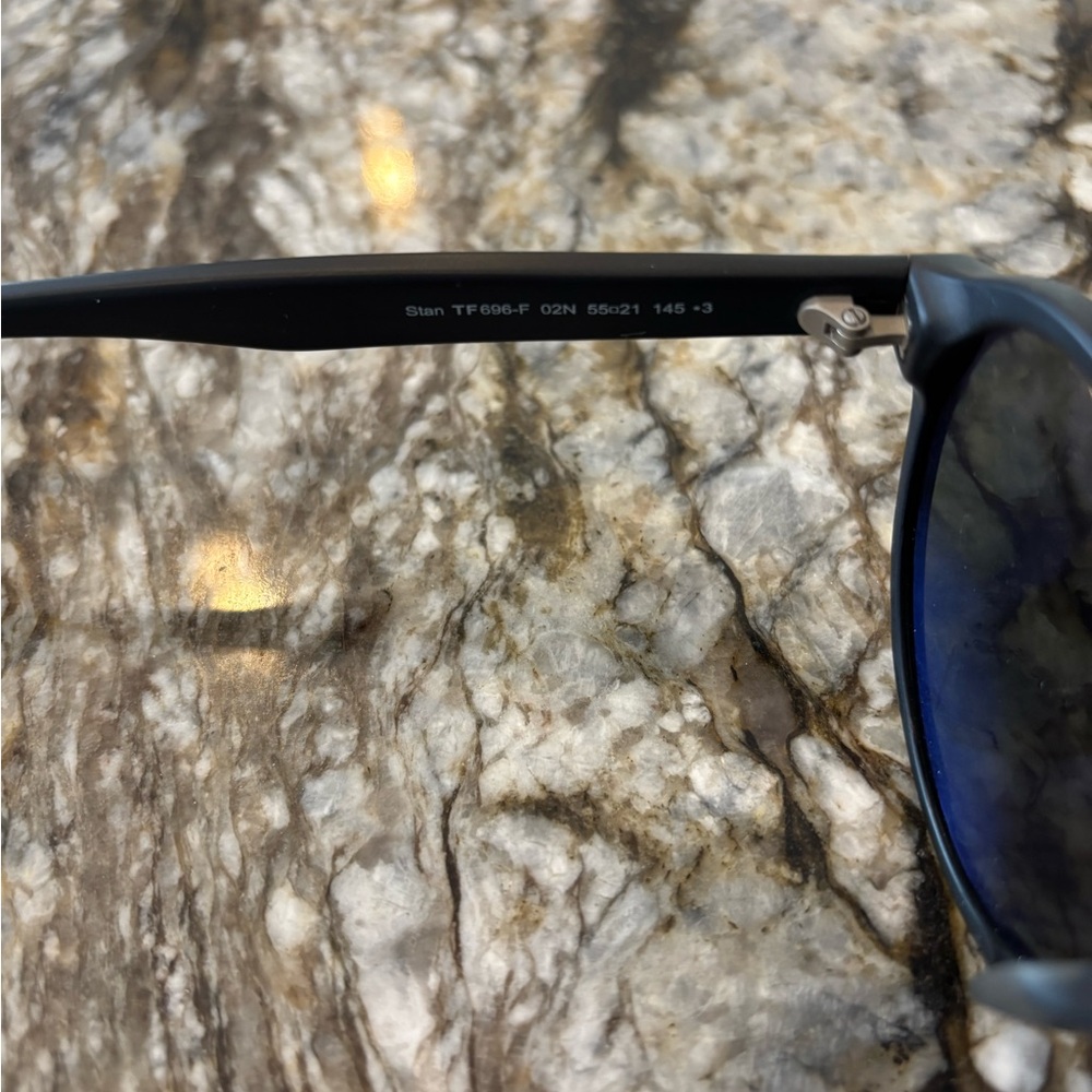 Tom Ford Black Sunglasses - Picture 4 of 4